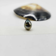 Load image into Gallery viewer, READY TO SHIP Bead Saltwater Pearl Bracelet in 925 Sterling Silver - FJD$