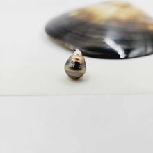 Load image into Gallery viewer, READY TO SHIP Wooden Bead Saltwater Pearl Bracelet in 14k Gold Fill - FJD$