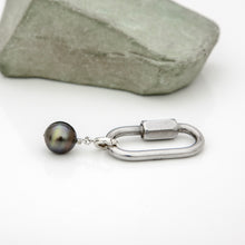 Load image into Gallery viewer, READY TO SHIP Civa Fiji Pearl Stainless Steel Carabiner - FJD$