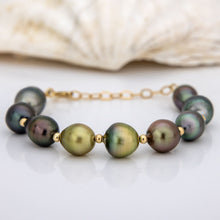 Load image into Gallery viewer, CONTACT US TO RECREATE THIS SOLD OUT STYLE - Civa Fiji Saltwater Graded Pearl Bracelet - FJD$