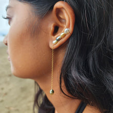 Load image into Gallery viewer, READY TO SHIP Single Fiji Keshi Pearl Bar Earring - 14k Gold Fill FJD$