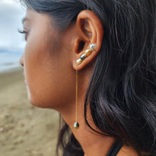 Load image into Gallery viewer, READY TO SHIP Single Fiji Keshi Pearl Bar Earring - 14k Gold Fill FJD$
