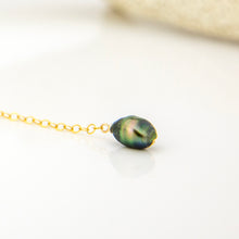 Load image into Gallery viewer, READY TO SHIP Single Fiji Keshi Pearl Bar Earring - 14k Gold Fill FJD$