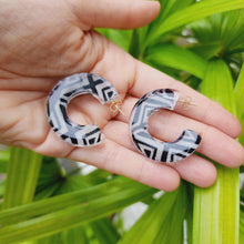 Load image into Gallery viewer, READY TO SHIP Pasifika Resin Earrings - 14k Gold Fill FJD$