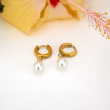 Load image into Gallery viewer, READY TO SHIP Freshwater Pearl Hoop Earrings - Gold Plated FJD$