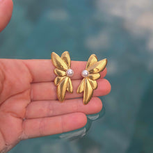 Load image into Gallery viewer, READY TO SHIP Freshwater Pearl Stud Earrings - Gold Plated FJD$