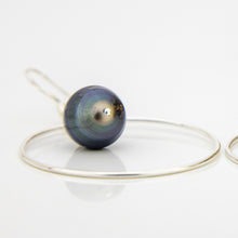 Load image into Gallery viewer, READY TO SHIP Civa Fiji Saltwater Pearl Hoop Earrings - 925 Sterling Silver FJD$