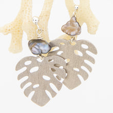 Load image into Gallery viewer, READY TO SHIP Monstera & Keshi Pearl Stud Earrings - 925 Sterling Silver FJD$