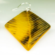 Load image into Gallery viewer, READY TO SHIP Mother of Pearl Earrings - 925 Sterling Silver FJD$