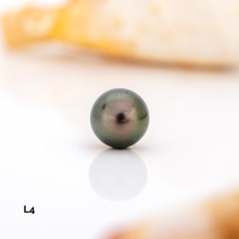 Load image into Gallery viewer, CONTACT US TO RECREATE THIS SOLD OUT STYLE Unisex Woven Civa Fiji Pearl Bracelet - FJD$