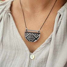 Load image into Gallery viewer, READY TO SHIP Unisex Pasifika Resin Necklace - Nylon FJD$