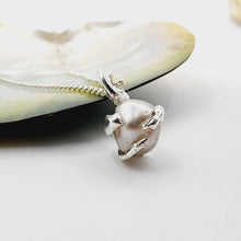 Load image into Gallery viewer, CONTACT US TO RECREATE THIS SOLD OUT STYLE Free Flow Saltwater Pearl Necklace - 925 Sterling Silver l FJD$
