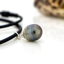 Load image into Gallery viewer, READY TO SHIP Unisex Civa Fiji Saltwater Pearl Necklace - Rubber FJD$