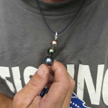 Load image into Gallery viewer, READY TO SHIP Unisex Civa Fiji Saltwater Pearl Trio Necklace - Rubber FJD$