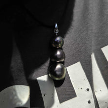 Load image into Gallery viewer, READY TO SHIP Unisex Civa Fiji Saltwater Pearl Trio Necklace - Rubber FJD$