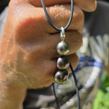 Load image into Gallery viewer, READY TO SHIP Unisex Civa Fiji Saltwater Pearl Trio Necklace - Rubber FJD$
