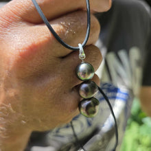 Load image into Gallery viewer, READY TO SHIP Unisex Civa Fiji Saltwater Pearl Trio Necklace - Rubber FJD$