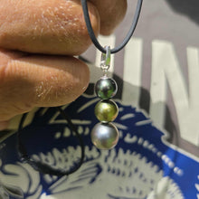 Load image into Gallery viewer, READY TO SHIP Unisex Civa Fiji Saltwater Pearl Trio Necklace - Rubber FJD$