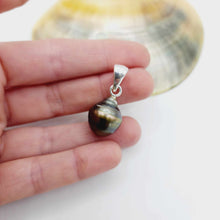 Load image into Gallery viewer, WHOLESALE Civa Fiji Pearl Fish Hook Necklace - Nylon & 925 Sterling Silver FJD$