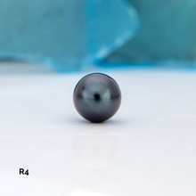 Load image into Gallery viewer, CONTACT US TO RECREATE THIS SOLD OUT STYLE Unisex Woven Civa Fiji Pearl Bracelet - FJD$