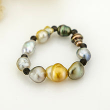 Load image into Gallery viewer, READY TO SHIP Keshi Pearl Stretch Ring with bead detail FJD$