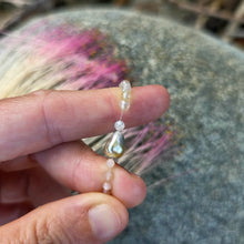 Load image into Gallery viewer, READY TO SHIP Keshi Pearl Stretch Ring with bead detail FJD$
