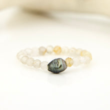 Load image into Gallery viewer, READY TO SHIP Keshi Pearl Stretch Ring with bead detail FJD$