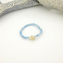 Load image into Gallery viewer, READY TO SHIP Keshi Pearl Stretch Ring with bead detail FJD$