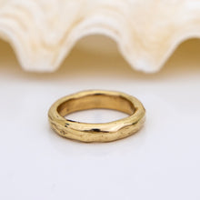 Load image into Gallery viewer, READY TO SHIP - Unisex Free Flow Ring - 9k Solid Gold FJD$