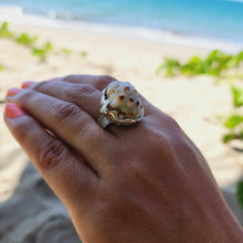 Load image into Gallery viewer, CONTACT US TO RECREATE THIS SOLD OUT STYLE Free Flow Shell Ring - 925 Sterling Silver FJD$