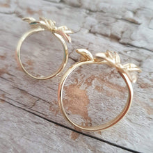 Load image into Gallery viewer, Frangipani Bua Ring - 925 Sterling Silver or 18k Gold Vermeil FJD$ - Adorn Pacific - Rings