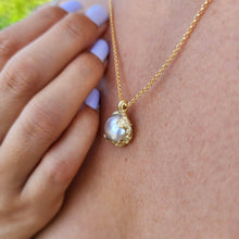 Load image into Gallery viewer, READY TO SHIP Civa Fiji Keshi Pearl Solid Gold Pendant - Solid 9k Gold FJD$ - Adorn Pacific - All Products