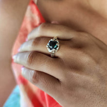 Load image into Gallery viewer, CONTACT US TO RECREATE THIS SOLD OUT STYLE Freshwater Pearl Ring - 925 Sterling Silver FJD$