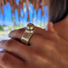 Load image into Gallery viewer, CONTACT US TO RECREATE THIS SOLD OUT STYLE Unisex Fiji Saltwater Pearl Ring - 925 Sterling Silver FJD$