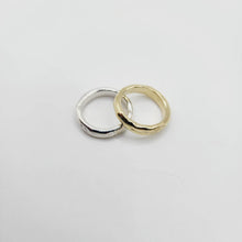 Load image into Gallery viewer, READY TO SHIP - Unisex Free Flow Ring - 9k Solid Gold FJD$ - Adorn Pacific - Rings