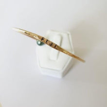Load image into Gallery viewer, CONTACT US TO RECREATE THIS SOLD OUT STYLE Fiji Saltwater Baroque Pearl Closed Fiji Bangle in 14k Gold Fill - FJD$ - Adorn Pacific - Bracelets