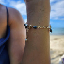 Load image into Gallery viewer, READY TO SHIP Keshi Pearl Bracelet in 14k Gold Fill - FJD$ - Adorn Pacific - All Products