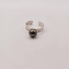 Load image into Gallery viewer, CONTACT US TO RECREATE THIS SOLD OUT STYLE Senikau Fiji Saltwater Pearl Ring - 925 Sterling Silver FJD$ - Adorn Pacific - Rings