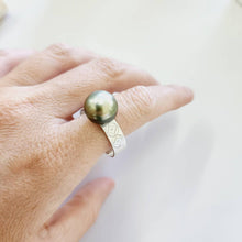 Load image into Gallery viewer, CONTACT US TO RECREATE THIS SOLD OUT STYLE Senikau Fiji Saltwater Pearl Ring - 925 Sterling Silver FJD$ - Adorn Pacific - Rings