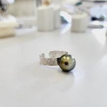 Load image into Gallery viewer, CONTACT US TO RECREATE THIS SOLD OUT STYLE Senikau Fiji Saltwater Pearl Ring - 925 Sterling Silver FJD$ - Adorn Pacific - Rings