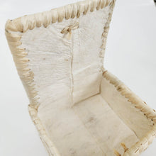 Load image into Gallery viewer, Handwoven Gift Box $FJD
