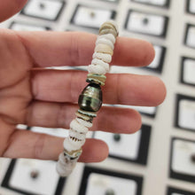 Load image into Gallery viewer, READY TO SHIP Fiji Saltwater Pearl &amp; Shell Money Bracelet - 925 Sterling Silver FJD$
