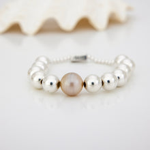 Load image into Gallery viewer, READY TO SHIP Unisex Civa Fiji Pearl Stretch Bracelet - FJD$
