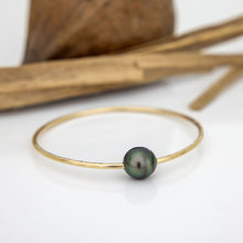 Load image into Gallery viewer, READY TO SHIP Civa Fiji Saltwater Pearl Bangle - 14k Gold Fill FJD$
