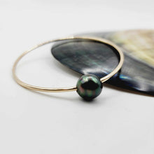 Load image into Gallery viewer, READY TO SHIP Civa Fiji Saltwater Pearl Bangle - 14k Gold Fill FJD$
