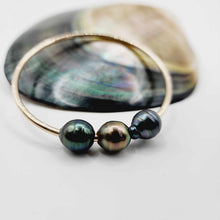 Load image into Gallery viewer, READY TO SHIP Civa Fiji Saltwater Pearl Bangle - 14k Gold Fill FJD$
