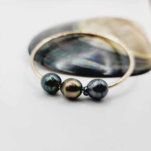 Load image into Gallery viewer, READY TO SHIP Civa Fiji Saltwater Pearl Bangle - 14k Gold Fill FJD$

