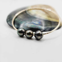 Load image into Gallery viewer, WHOLESALE Civa Fiji Saltwater Pearl Bangle - 14k Gold Fill FJD$
