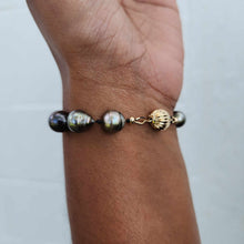 Load image into Gallery viewer, CONTACT US TO RECREATE THIS SOLD OUT STYLE Saltwater Pearl Bracelet in 14k Solid Gold - FJD$
