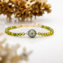 Load image into Gallery viewer, CONTACT US TO RECREATE THIS SOLD OUT STYLE Saltwater Pearl Bracelet in 14k Gold Fill - FJD$
